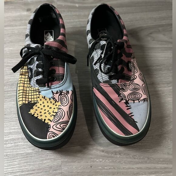 Vans size 8 1/2 - Picture 5 of 10